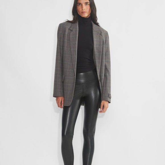 Aritzia Wilfred black vegan leather Daria high rise legging pants - XS NWOT - Picture 5 of 7